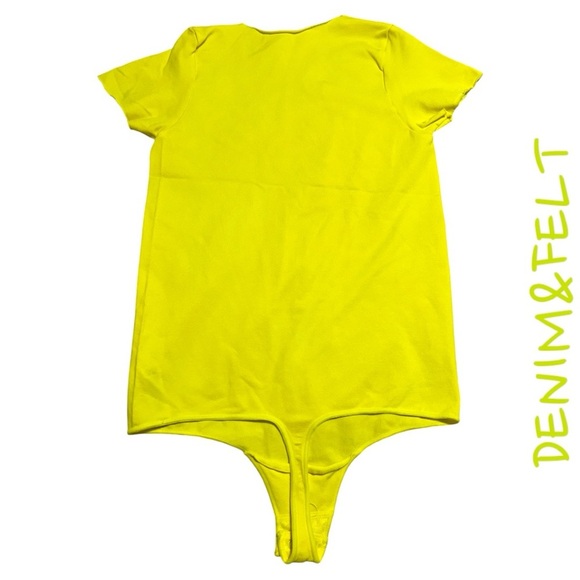 SKIMS Fits Everybody ESSENTIAL T-SHIRT BODYSUIT | Color: Green Highlighter | NEW - Picture 7 of 9